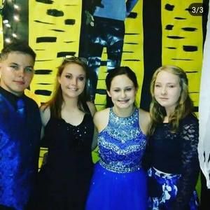 Meet your Posher, Kadence